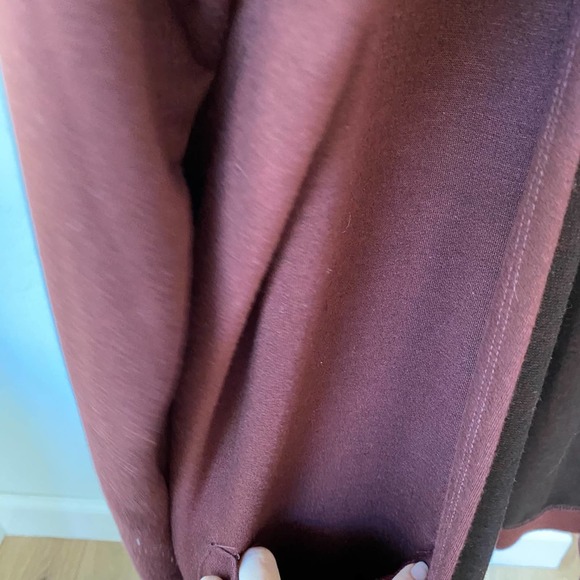 SIGNATURE Women's Maroon Knit Long Sleeve Open Front Cardigan with Pockets sz S - Picture 4 of 4